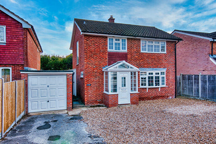 3 Bedroom Detached House For Sale In Raley Road, Locks Heath, SO31