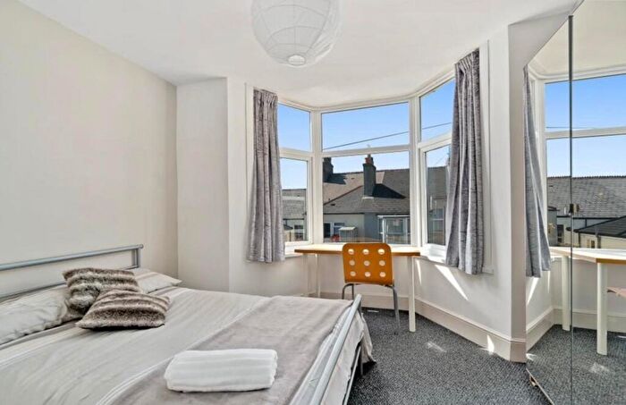 6 Bedroom Terraced House To Rent In Chaddlewood Avenue, Plymouth, PL4