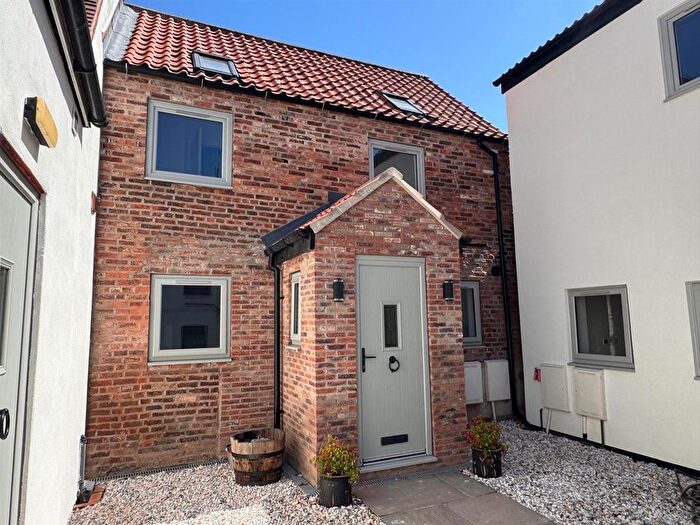 2 Bedroom Property For Sale In Chapel Mews, York Road, Market Weighton, YO43