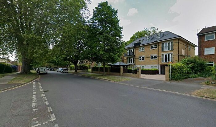 2 Bedroom Flat To Rent In Fairfield Road, Beckenham, London, BR3