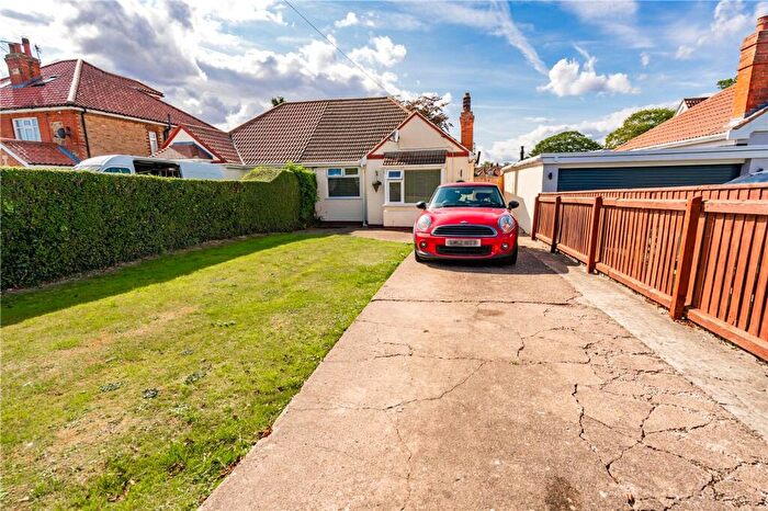 3 Bedroom Semi-Detached Bungalow For Sale In Tetney Road, Humberston, DN36