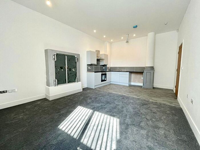 2 Bedroom Flat To Rent In Rotherham, S60