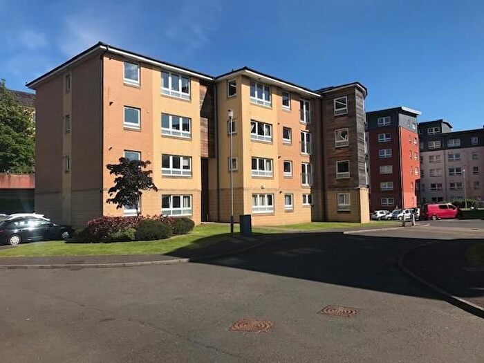 2 Bedroom Flat To Rent In /, Whitehill Court, Glasgow, G31