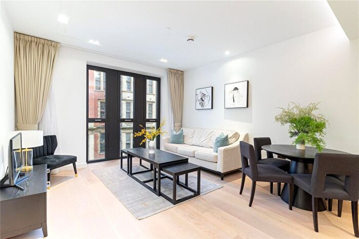 2 Bedroom Flat For Sale In Lincoln Square, Portugal Street, West End, WC2A