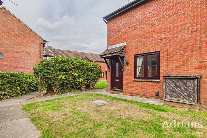 1 Bedroom Terraced House For Sale In Colyers Reach, Chelmer Village, CM2