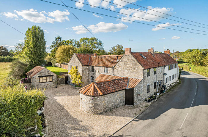 4 Bedroom End Of Terrace House For Sale In Sub Road, Butleigh, BA6