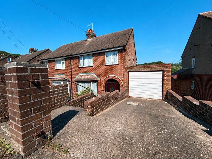 3 Bedroom Semi-Detached House For Sale In Hawkins Drive, Ambergate, Belper, DE56