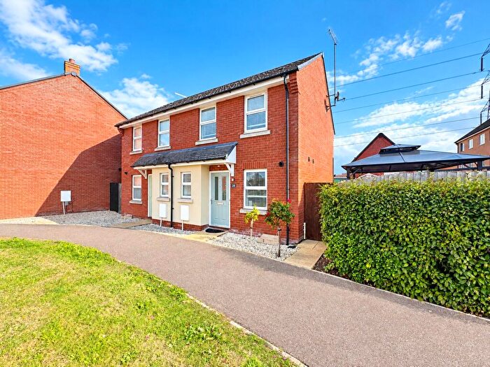 2 Bedroom Semi-Detached House For Sale In Paradise Orchard, Aylesbury, Buckinghamshire, HP18