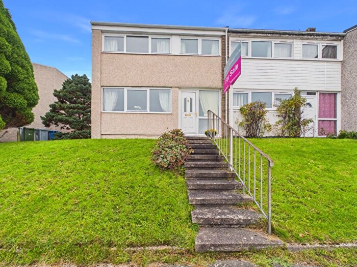 2 Bedroom End Of Terrace House For Sale In Windward Road, Westwood, East Kilbride, G75
