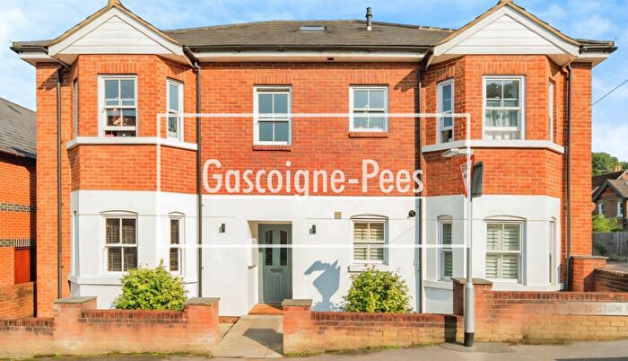 2 Bedroom Apartment To Rent In Upper Queen Street, Godalming, Surrey, GU7