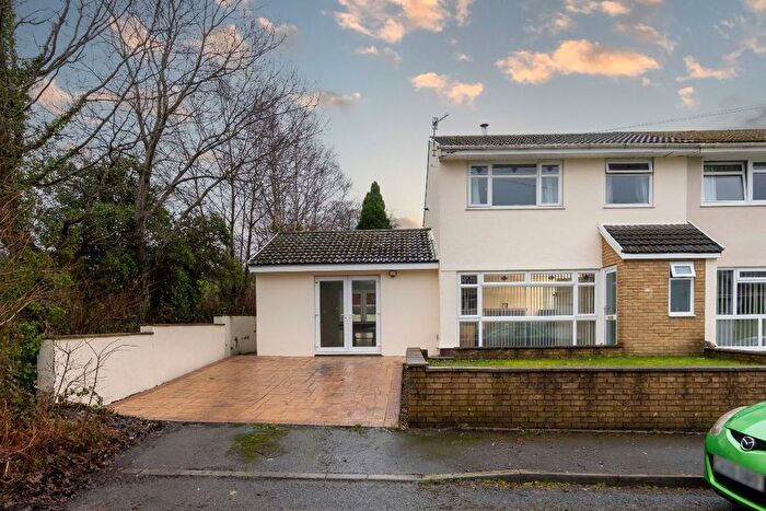 3 Bedroom Semi-Detached House For Sale In Mountain Way, Nelson, Treharris, CF46