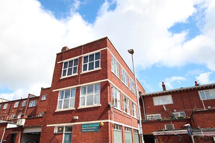 2 Bedroom Flat To Rent In South Street, Exeter, EX1