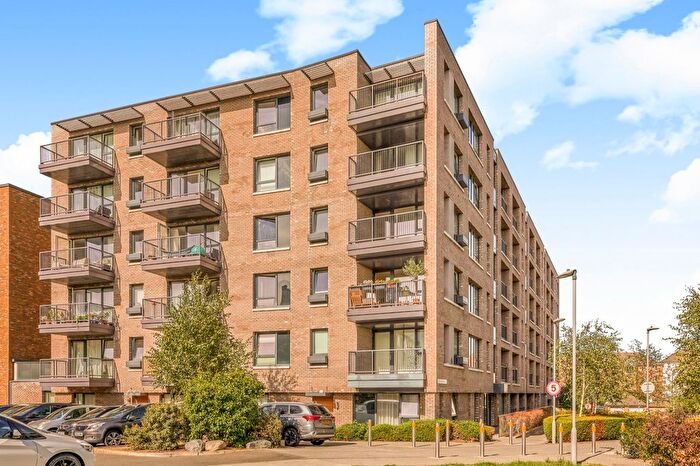 1 Bedroom Flat For Sale In Harbourside Court, Gullivers Walk, SE8
