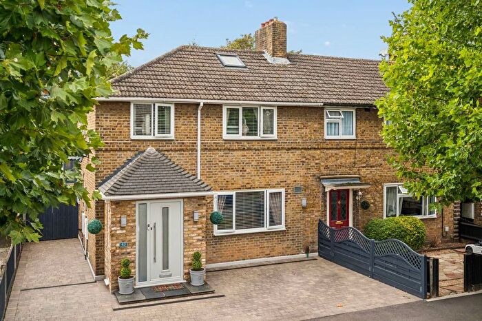 3 Bedroom Semi-Detached House For Sale In Acacia Avenue, Yiewsley, West Drayton, UB7