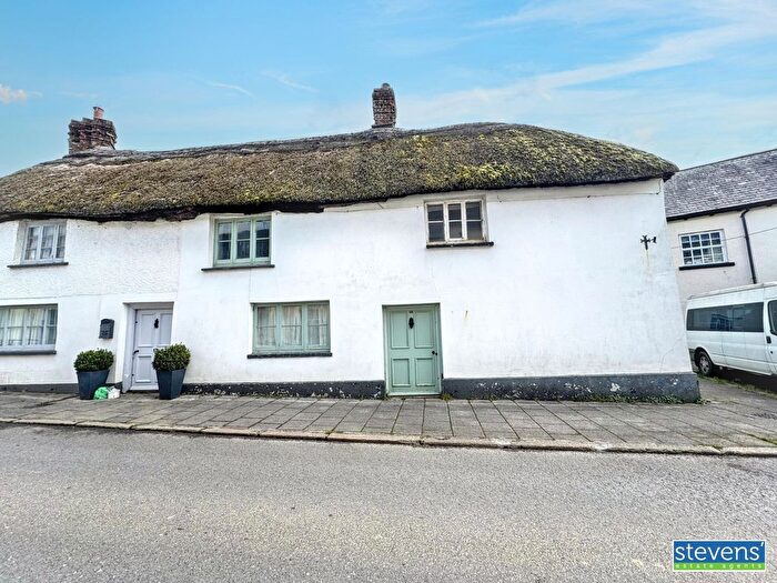 2 Bedroom End Of Terrace House For Sale In Bridge Street, Hatherleigh, Okehampton, Devon, EX20
