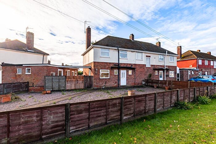 3 Bedroom Semi-Detached House For Sale In Rose Lane, Pinchbeck, PE11
