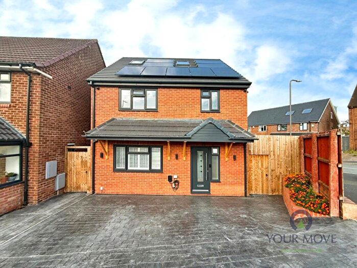 4 Bedroom Detached House For Sale In Hales Crescent, Smethwick, West Midlands, B67