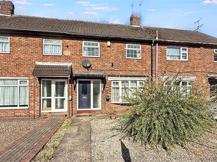 2 Bedroom Terraced House For Sale In Leads Road, Hull, HU7