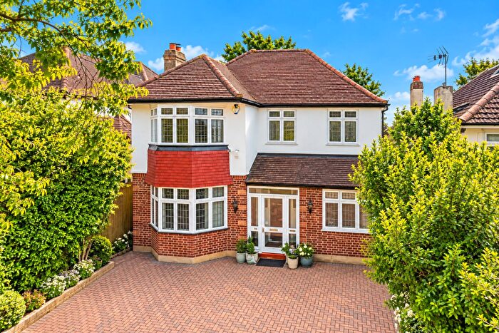 6 Bedroom Detached House For Sale In Northey Avenue, South Cheam, SM2