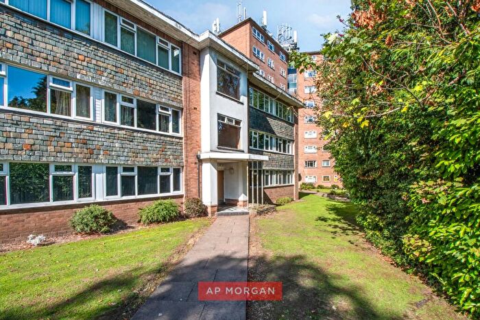 1 Bedroom Apartment For Sale In Yardley Wood Road, Birmingham, West Midlands, B13