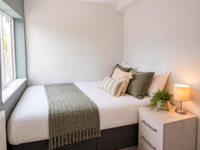 3 Bedroom Flat To Rent In Aughton Street, Ormskirk, L39