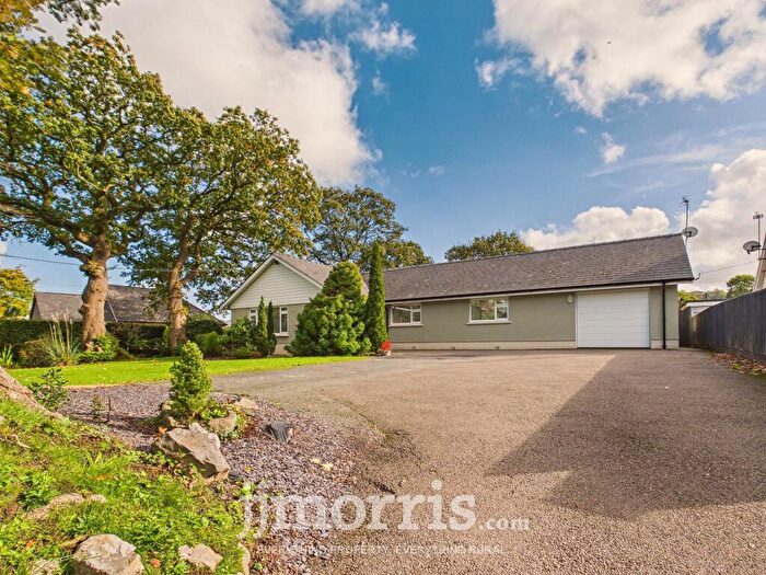 3 Bedroom Detached Bungalow For Sale In Trevaughan, Whitland, SA34