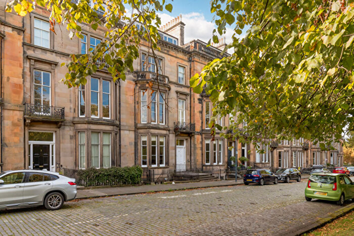 4 Bedroom Apartment For Sale In Buckingham Terrace, Edinburgh, EH4
