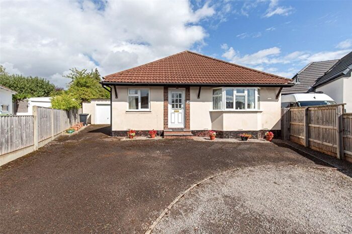 3 Bedroom Bungalow For Sale In Haytor Park, Bristol, BS9