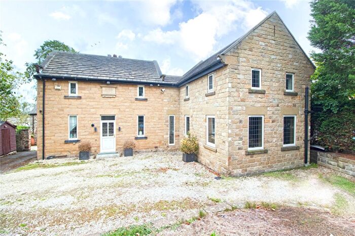 3 Bedroom Detached House For Sale In Kingwell Road, Worsborough, Barnsley, S70