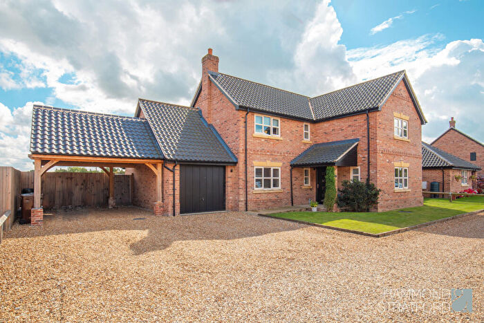 4 Bedroom Detached House For Sale In Harper Close, Shropham, NR17