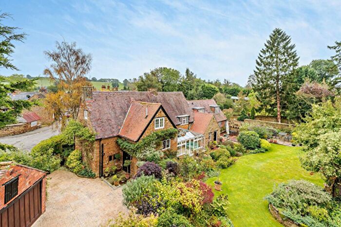 5 Bedroom Detached House For Sale In Parsons Street, Woodford Halse, NN11