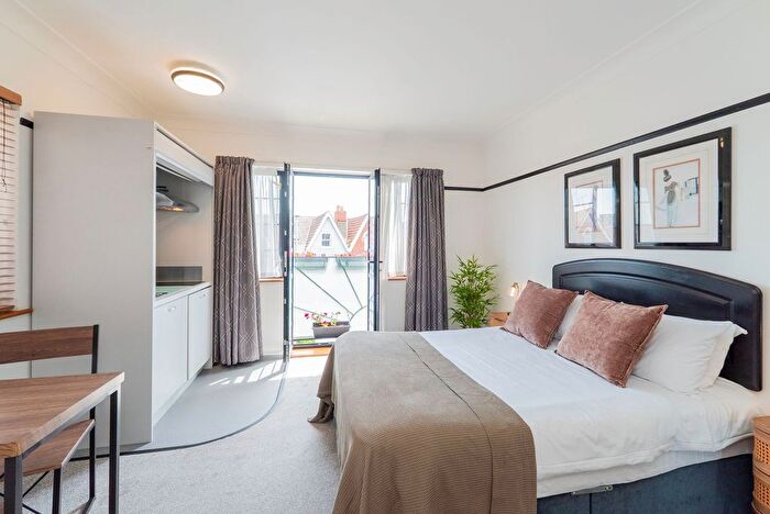 Studio To Rent In Southsea, PO5
