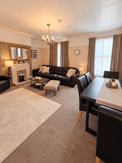 2 Bedroom Flat To Rent In Hampton Road, E7