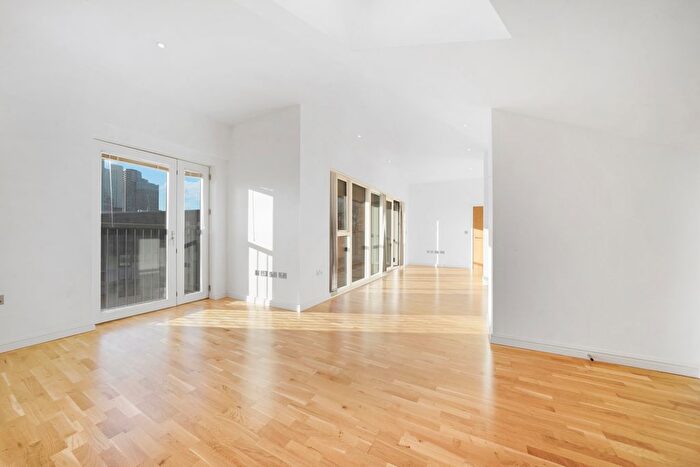 1 Bedroom Flat For Sale In Tabernacle Gardens, London, E2