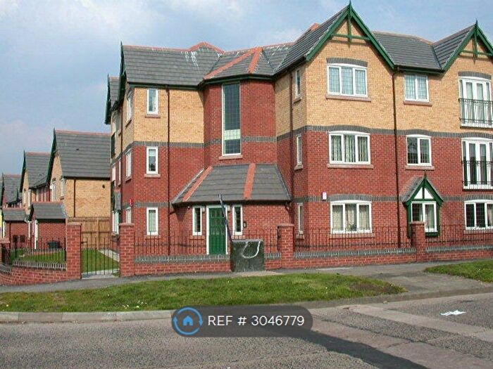 2 Bedroom Flat To Rent In Cotefield Road, Manchester, M22