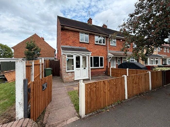 2 Bedroom End Of Terrace House To Rent In Glastonbury Crescent, Bloxwich, WS3