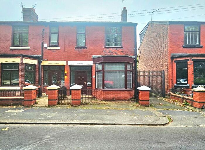 4 Bedroom Terraced House For Sale In Neston Street, Openshaw, Manchester, M11