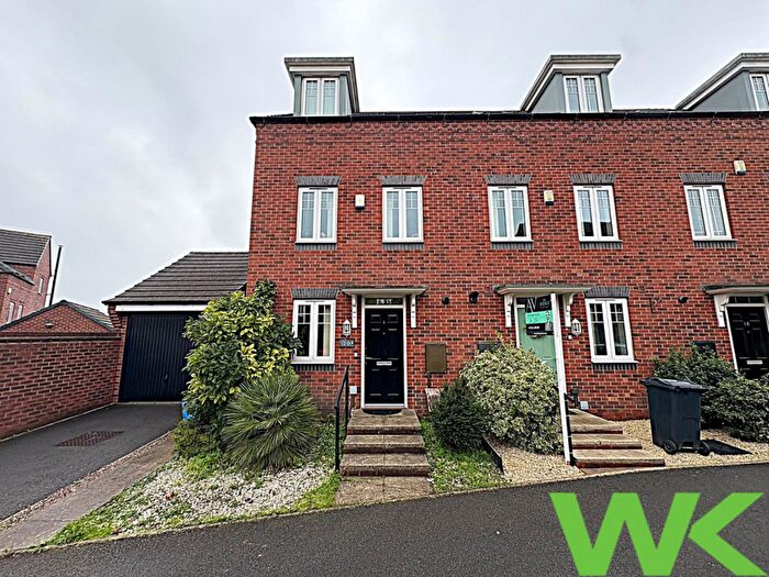 3 Bedroom End Of Terrace House For Sale In Kyngston Road, West Bromwich, B71