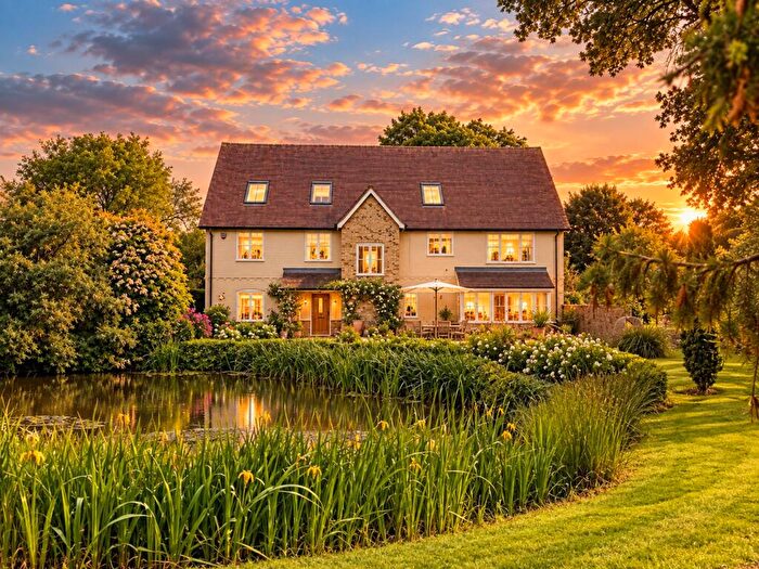 5 Bedroom Detached House For Sale In Dove House Wood, Abbots Ripton, PE28