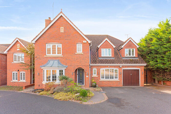 5 Bedroom Detached House For Sale In Sandringham Close, Coventry, CV4