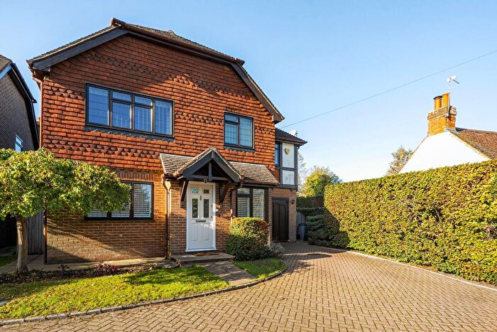 4 Bedroom Detached House For Sale In West Common Road, Hayes, Kent, BR2