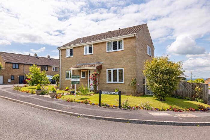 4 Bedroom Detached House For Sale In Mullins Way, Castle Cary, BA7