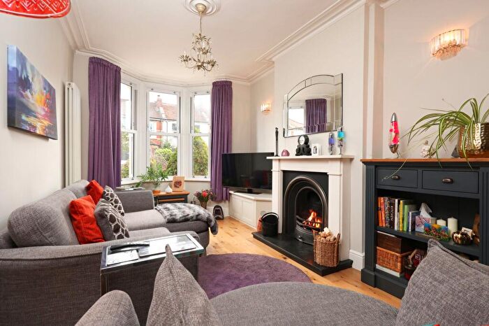 2 Bedroom End Of Terrace House For Sale In Oakdene Avenue, Bristol, BS5