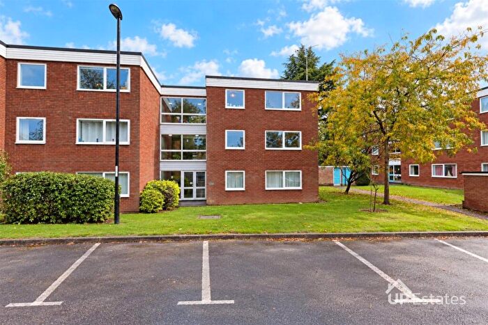 2 Bedroom Flat For Sale In Adare Drive, Coventry, CV3