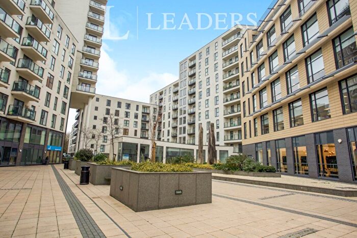 2 Bedroom Flat To Rent In Guildford Road, Woking, GU22