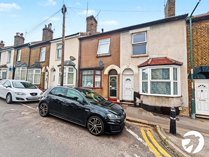 3 Bedroom Terraced House To Rent In Bryant Road, Rochester, Kent, ME2