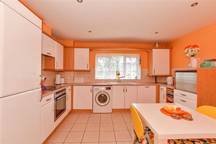3 Bedroom Flat For Sale In Maritime Avenue, Herne Bay, Kent, CT6