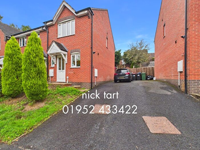 2 Bedroom End Of Terrace House For Sale In Anselm Court, Aqueduct, Telford, Shropshire, TF3