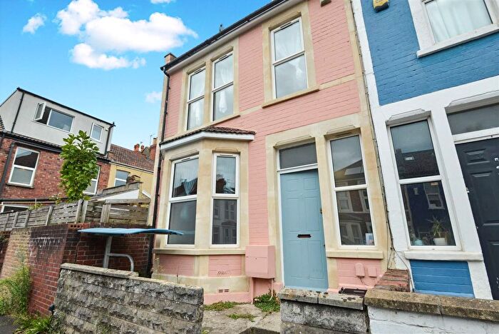3 Bedroom End Of Terrace House For Sale In Seaton Road, Easton, Bristol, BS5