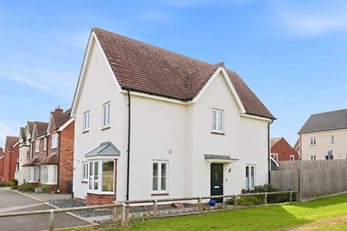 3 Bedroom Detached House For Sale In Bluebell Drive, Stansted, Essex, CM24